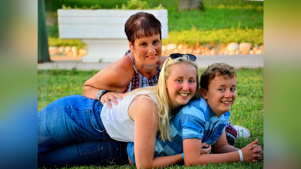 Siobhan’s experience reveals how alcoholism stole her mother’s life and the profound, lasting impact of addiction on children.